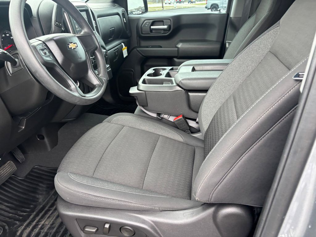 Used Car 2024 Chevrolet Silverado 1500  Custom For Sale Under $40,000 In Austin, Texas