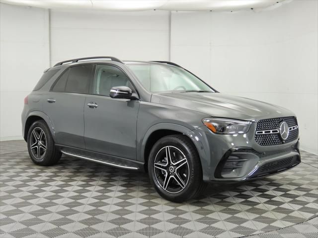 Thumbnail: 2025 Mercedes-Benz GLE - 3