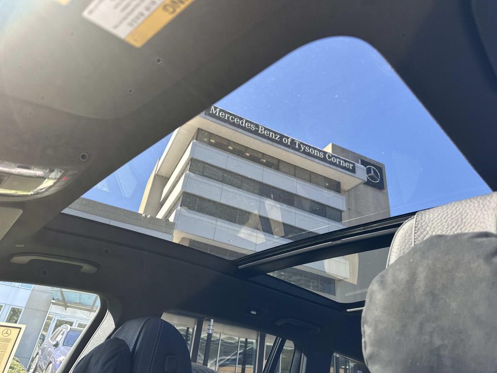 Thumbnail: 2026 Mercedes-Benz GLS - 19