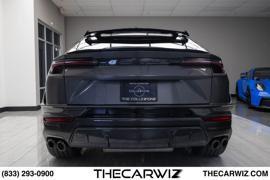 2023 Lamborghini Urus