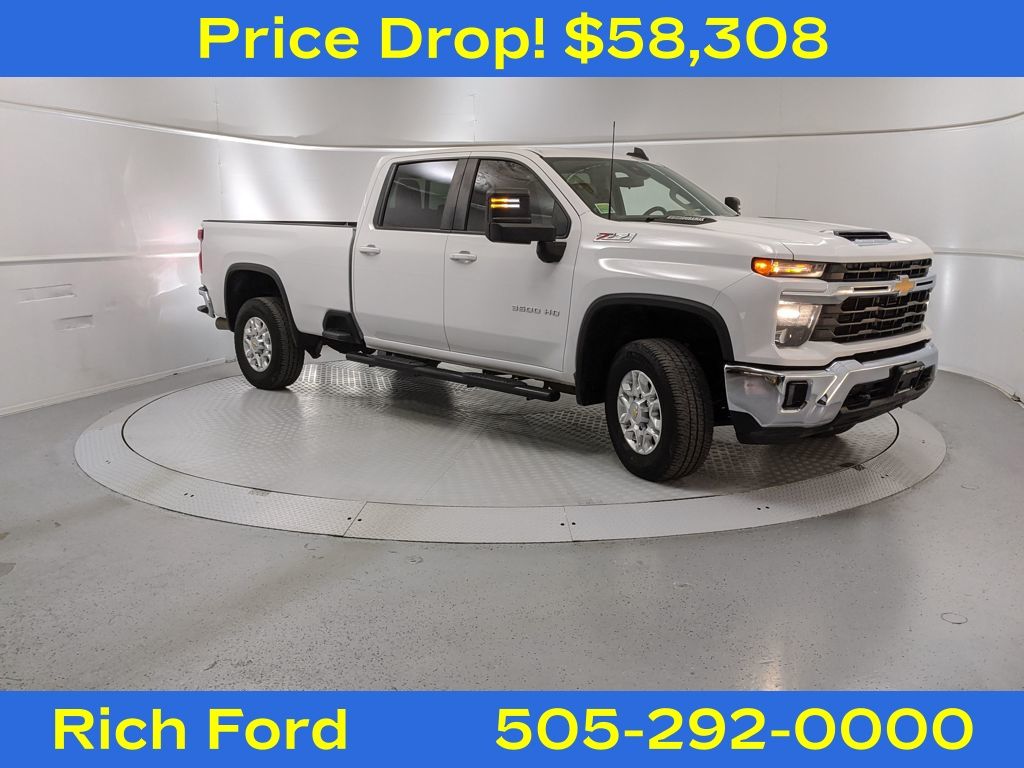 2024 Chevrolet Silverado 3500HD LT Crew Cab 4WD