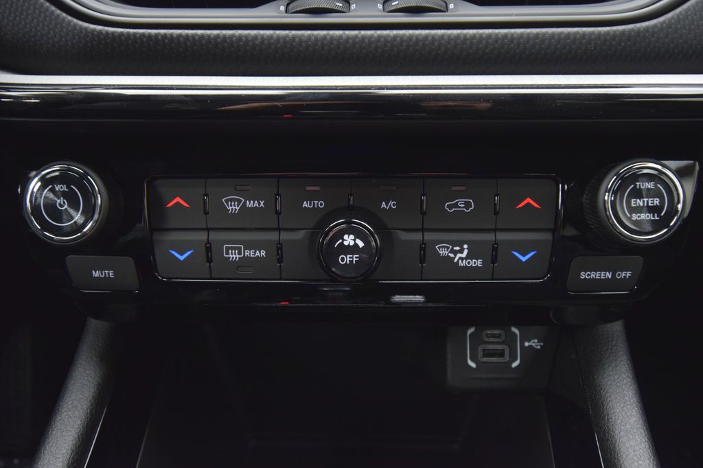 new 2026 Jeep Compass car, priced at $35,149