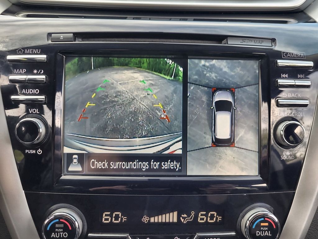 2016 Nissan Murano SL 17