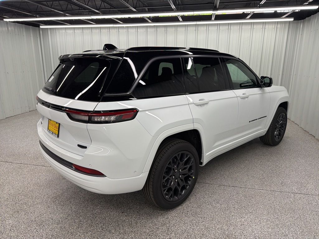2026 Jeep Grand Cherokee Summit - 5
