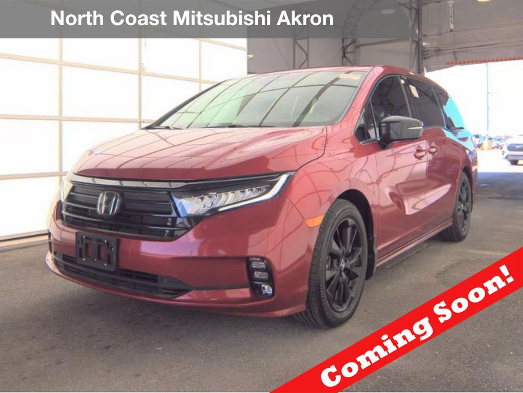 2023 Honda Odyssey SPORT's photo