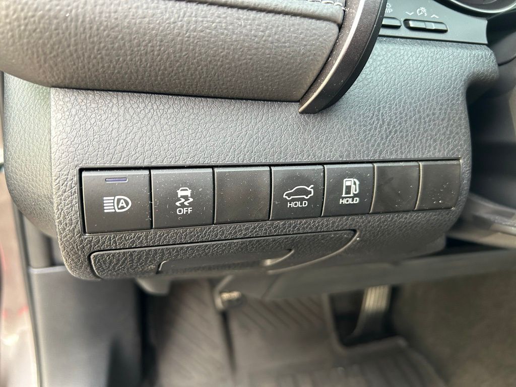 Thumbnail: 2024 Toyota Camry - 17