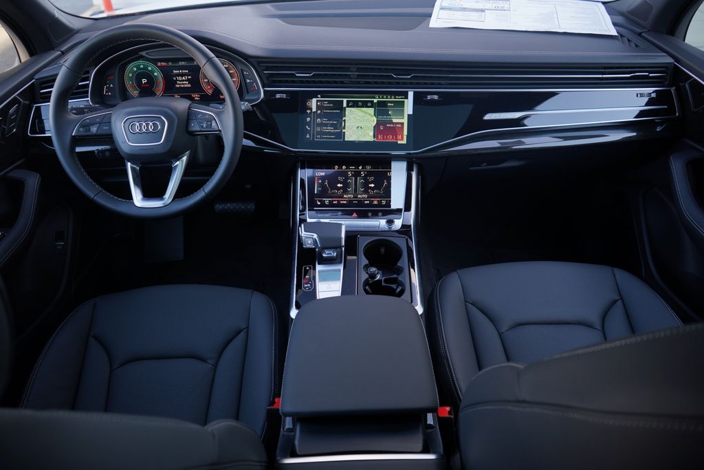 Thumbnail: 2026 Audi Q7 - 8