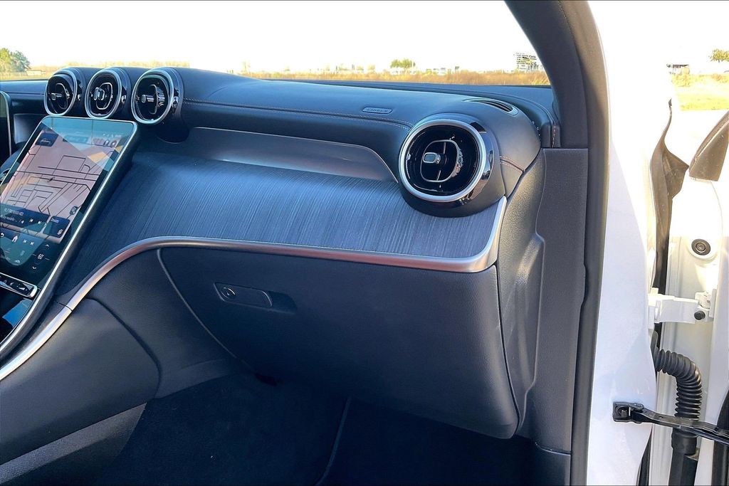 Used 2024 Mercedes-Benz GLC GLC 300 4D Sport Utility