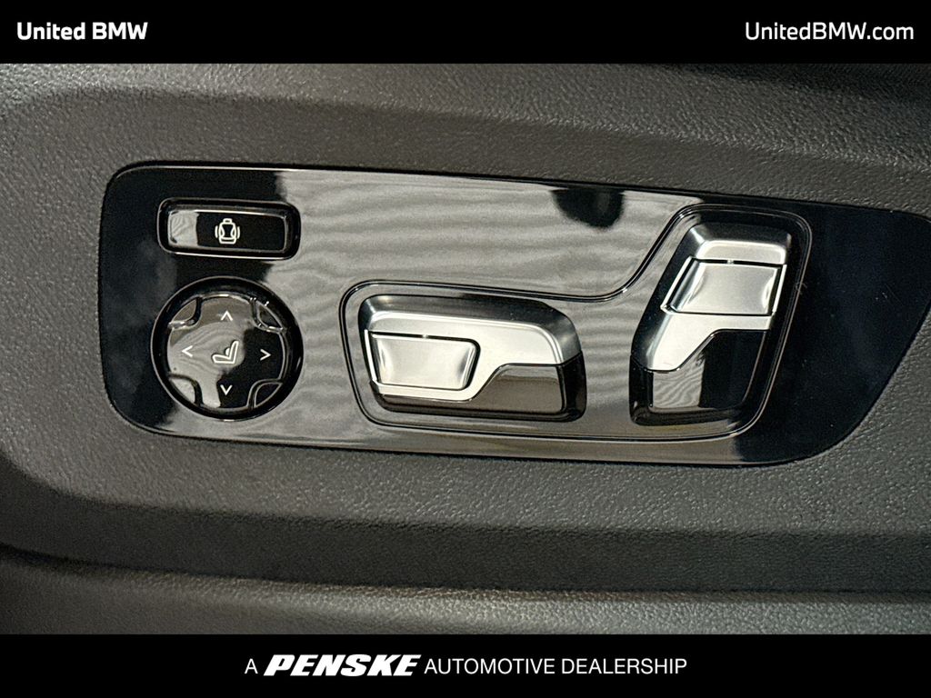 Thumbnail: 2026 BMW X5 - 4
