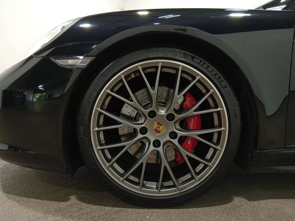 2017 Porsche 911 Carrera 4S
