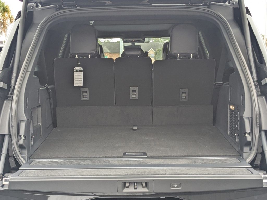 2025 Lincoln Navigator Black Label L