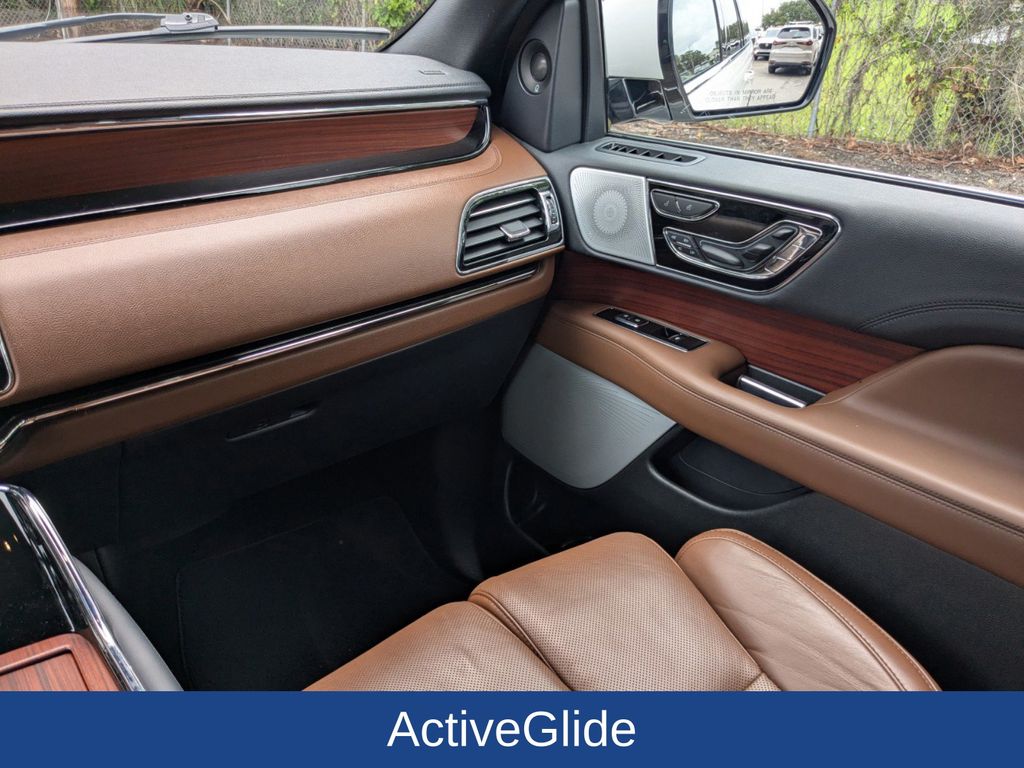 2023 Lincoln Navigator L Reserve