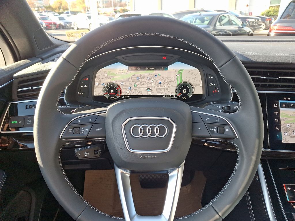 2025 Audi Q7  16