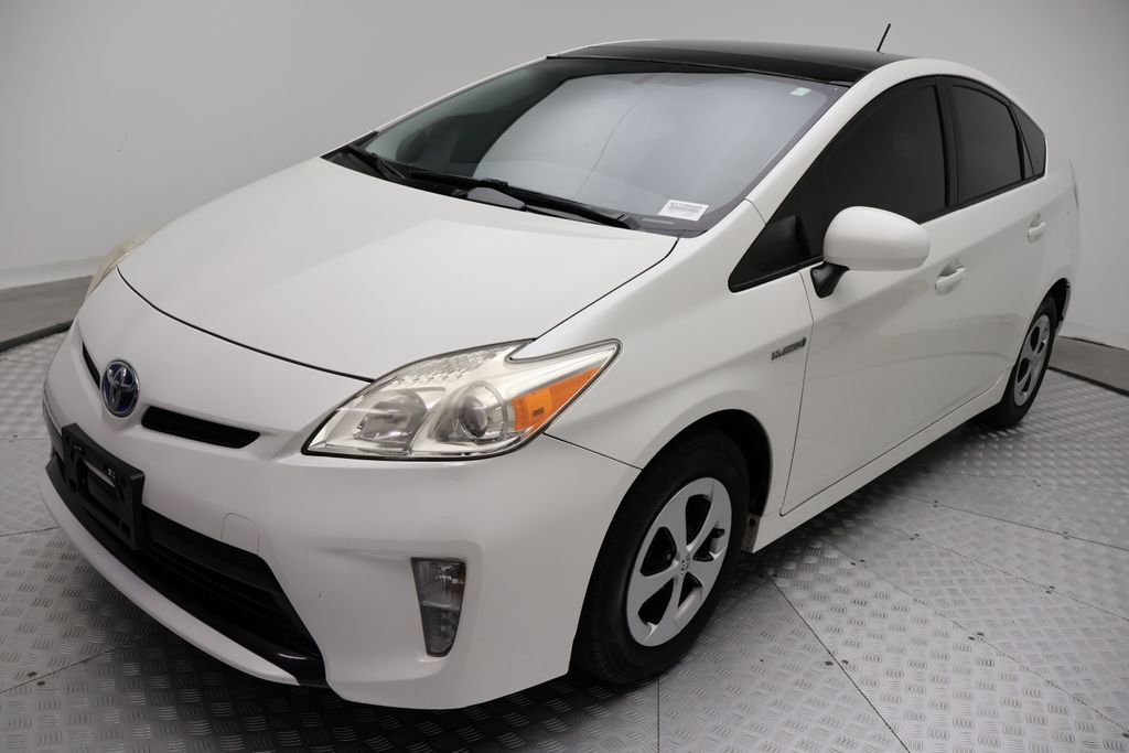 Thumbnail: 2013 Toyota Prius - 2