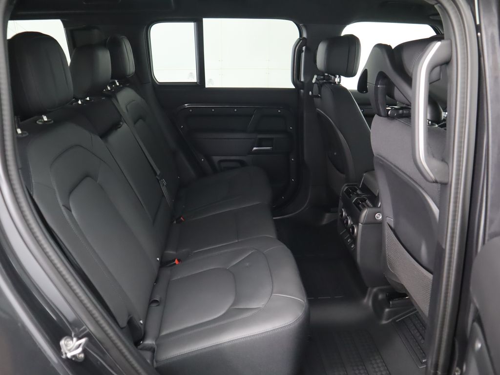 Thumbnail: 2025 Land Rover Defender - 22