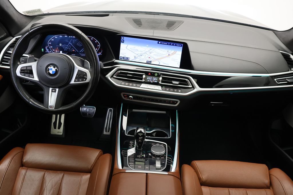 Thumbnail: 2022 BMW X7 - 16