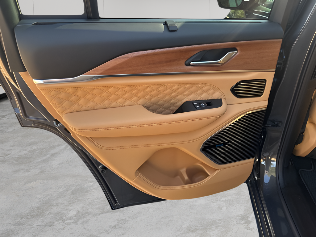 New Car 2025 Jeep Grand Cherokee  Summit For Sale Under $70,000 In Austin, Texas