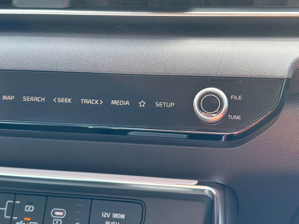 New 2026 Kia Carnival MPV Van