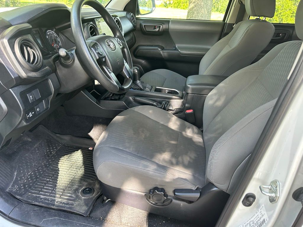 2021 Toyota Tacoma SR 14