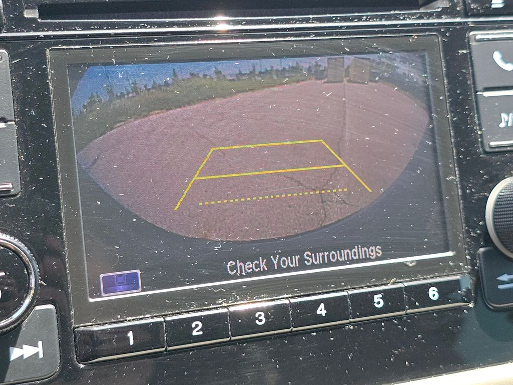 Used 2022 Silver Honda LX image 24