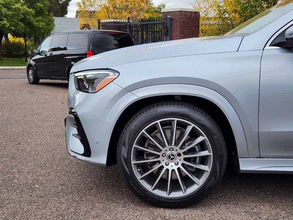 2025 Mercedes-Benz GLE GLE 450 6