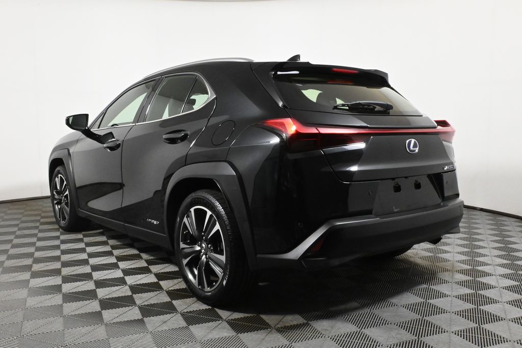 Thumbnail: 2020 Lexus UX - 5