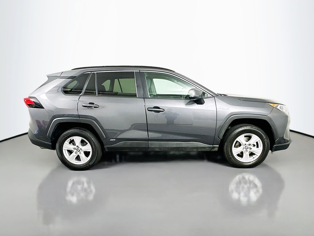 Thumbnail: 2020 Toyota RAV4 - 4