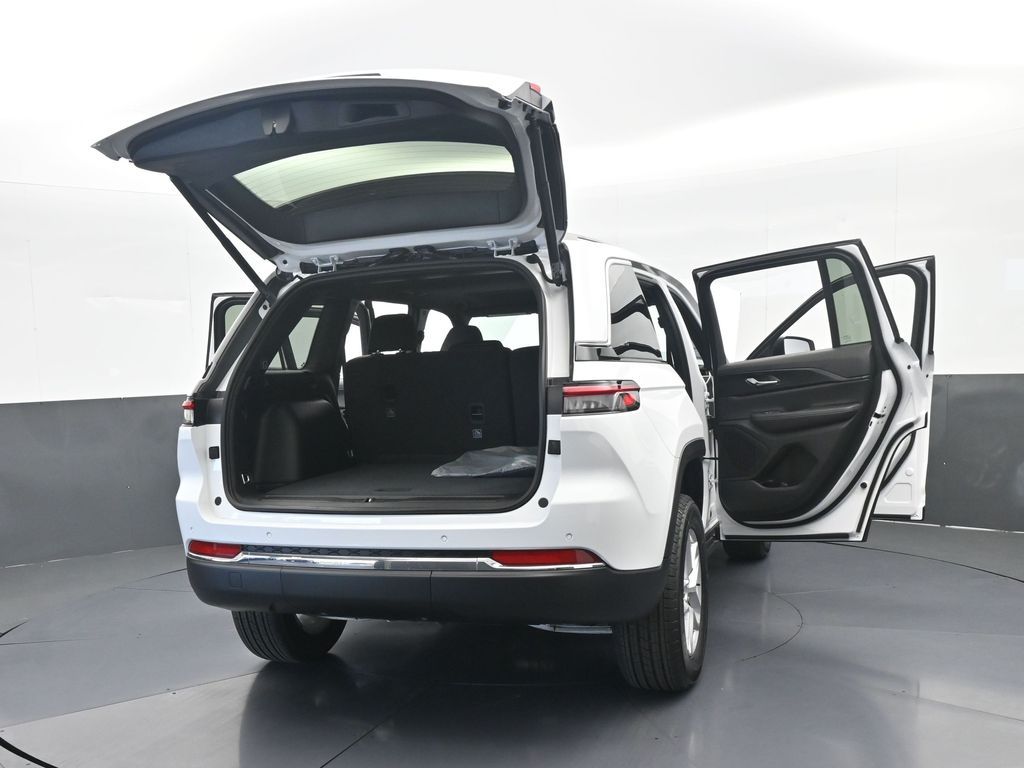 New 2026 Bright White Clearcoat Jeep Laredo X image 74