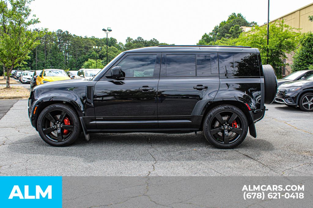 Used 2025 Black Land Rover X image 7