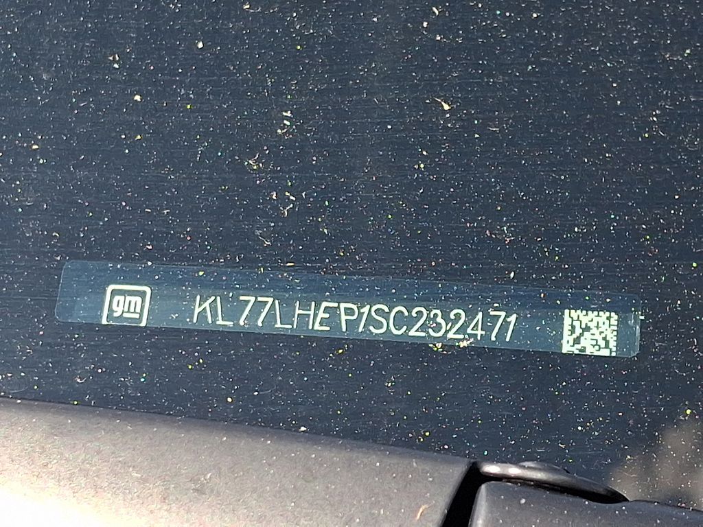 2025 Chevrolet Trax LT Gray at South Hills Kia