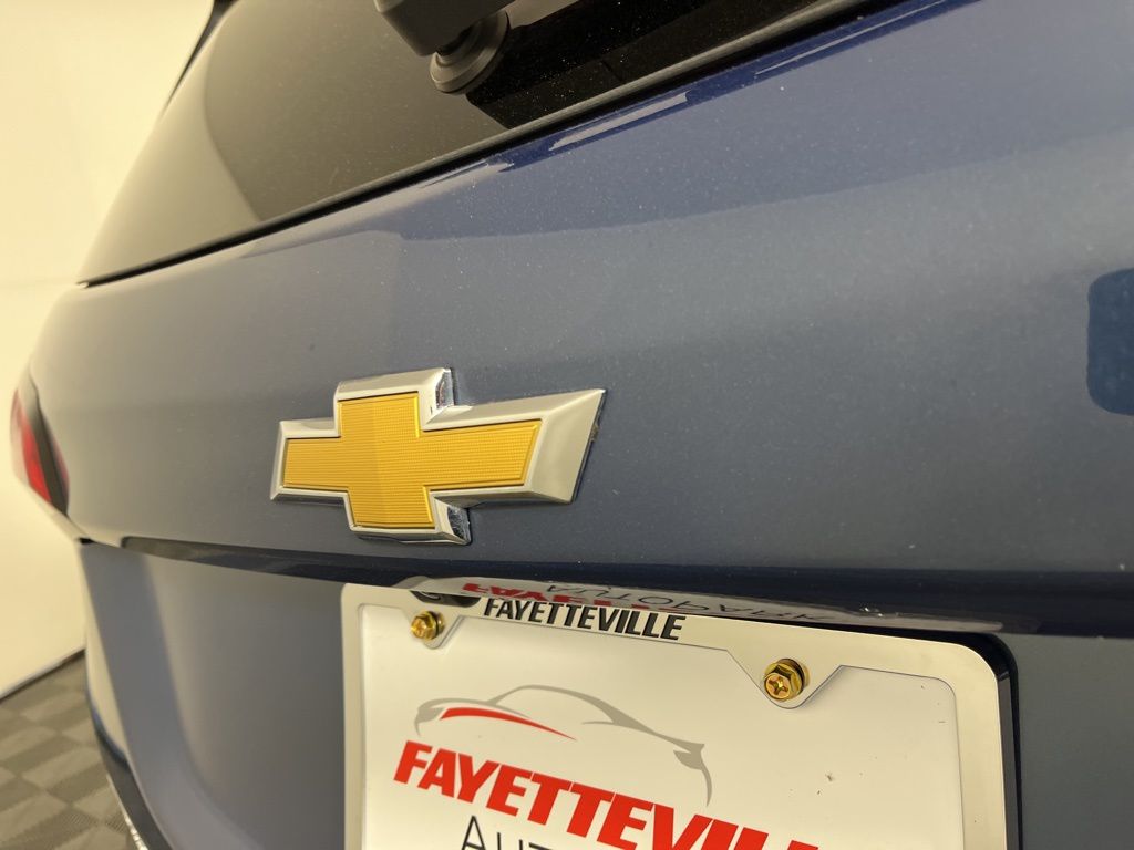 Thumbnail: 2024 Chevrolet Equinox - 12