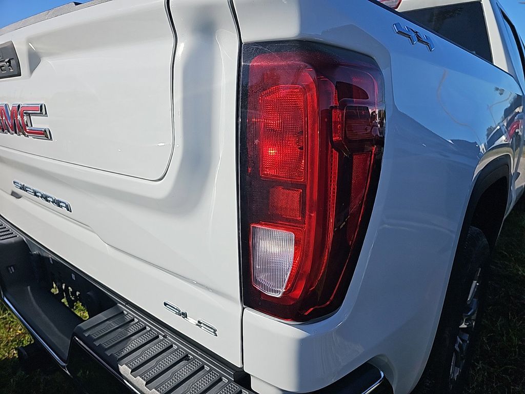 2021 GMC Sierra 1500 SLE 7