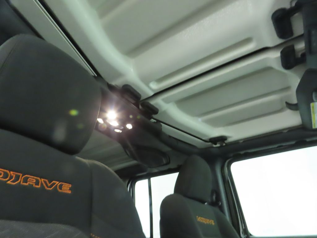 Thumbnail: 2023 Jeep Gladiator - 19