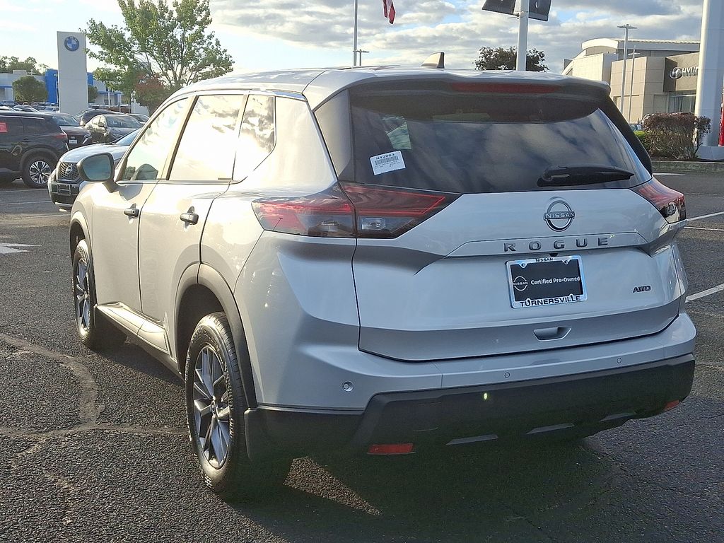 Thumbnail: 2025 Nissan Rogue - 5