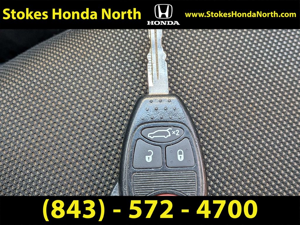 Used 2014 Dodge Avenger Sedan