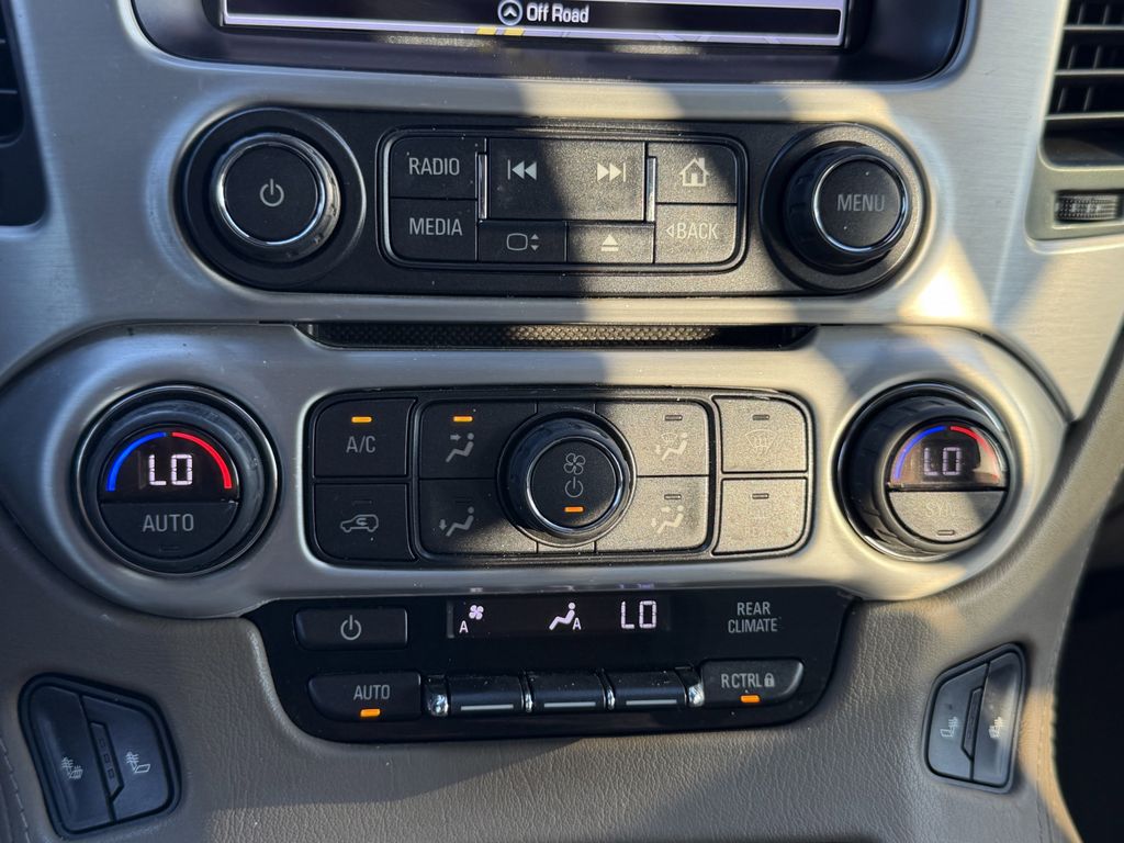 used 2019 GMC Yukon XL car, priced at $23,692