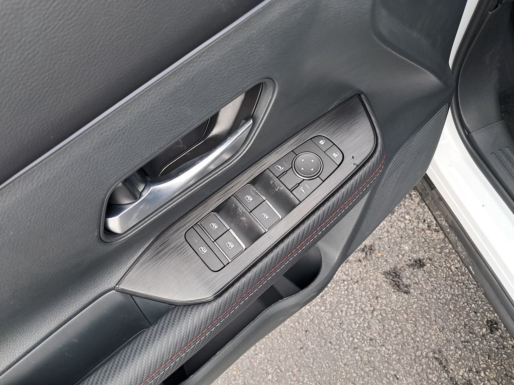 2026 Nissan Kicks SR White at John Sisson Motors