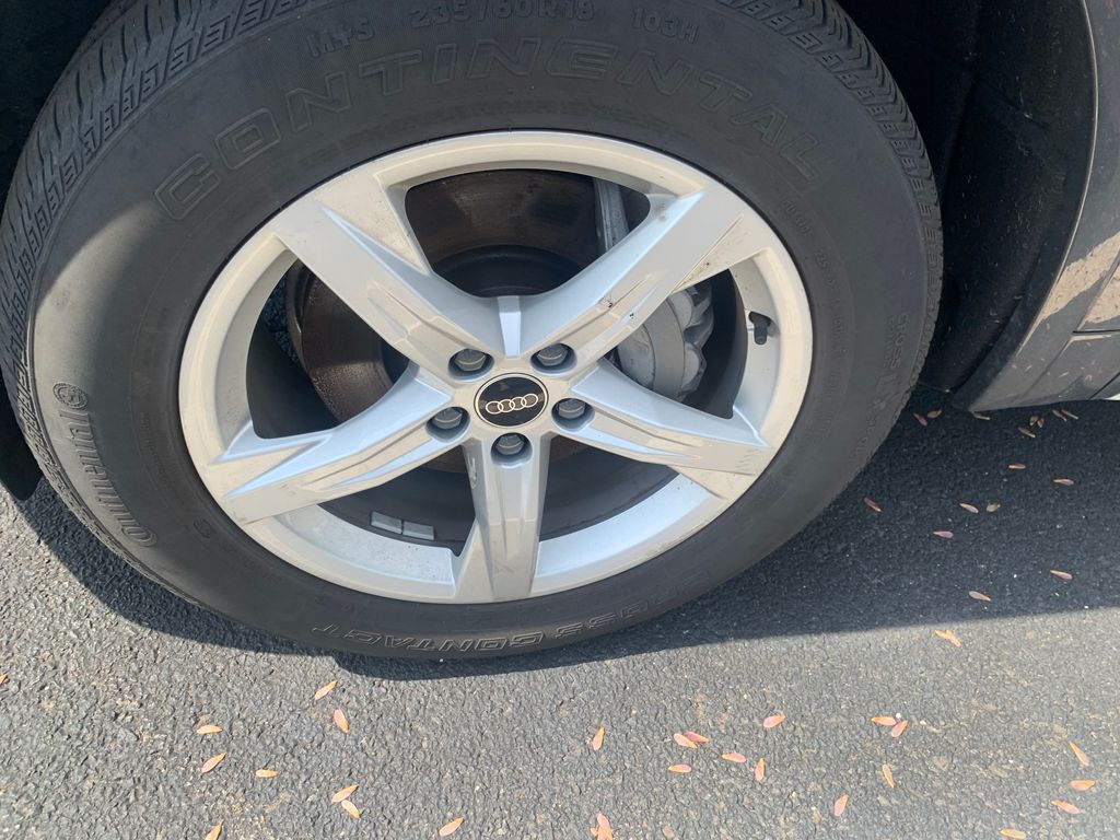 Thumbnail: 2024 Audi Q5 - 10