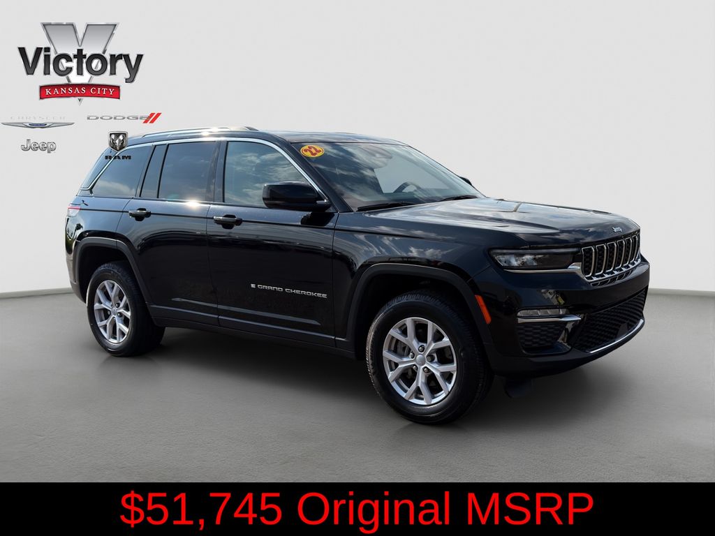 Diamond Black Crystal Pearlcoat 2022 Jeep Grand Cherokee Limited 4WD SUV / Crossover Four-Wheel Drive 8-Speed Automatic