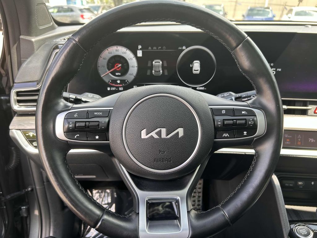Thumbnail: 2023 Kia Sportage - 14