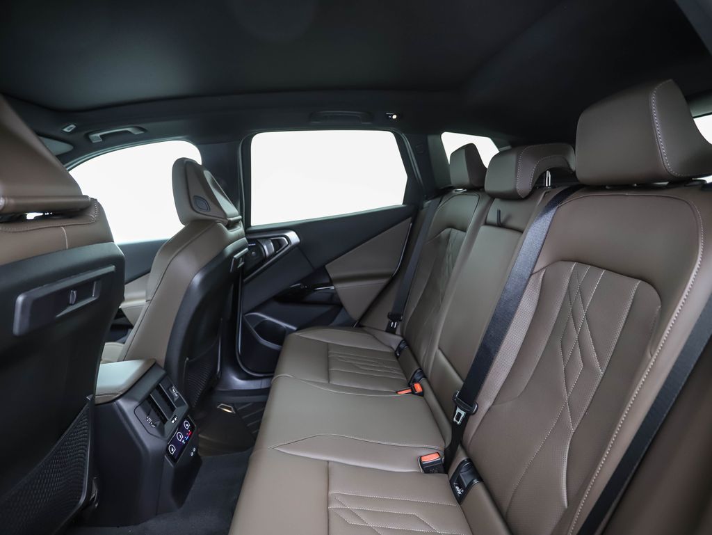 Thumbnail: 2026 BMW X3 - 21
