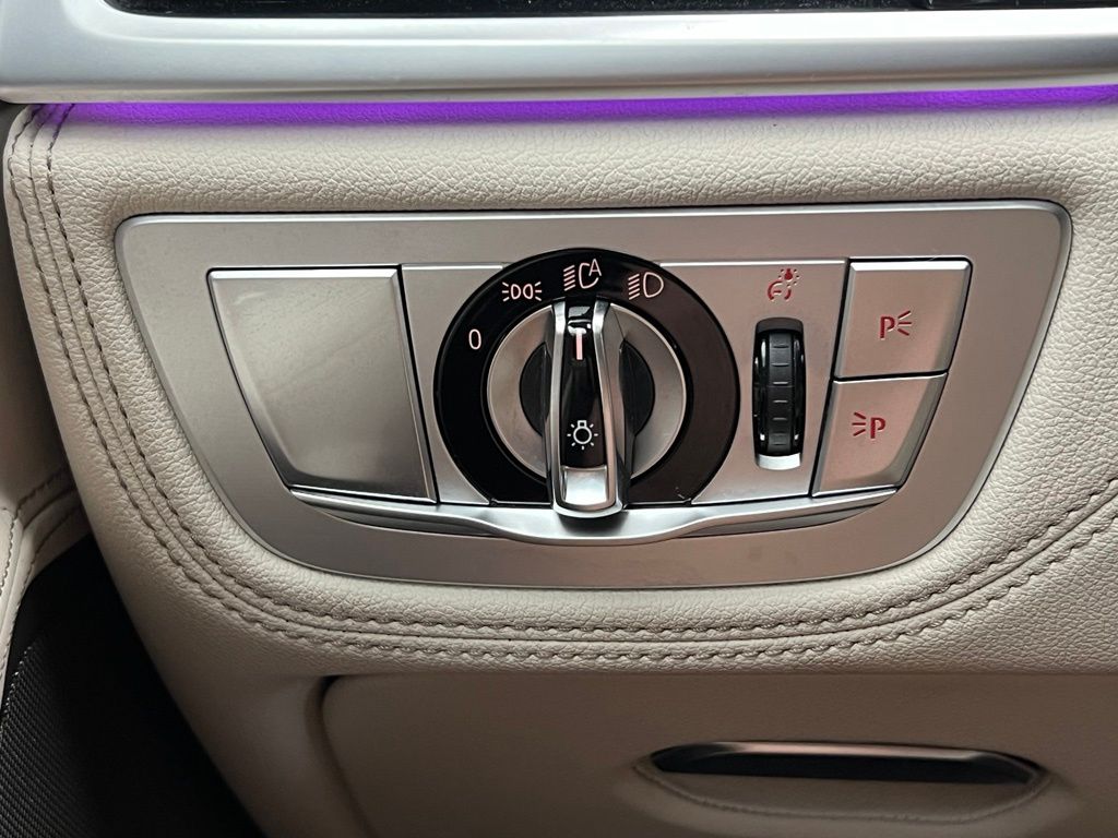Thumbnail: 2019 BMW 7 Series - 21