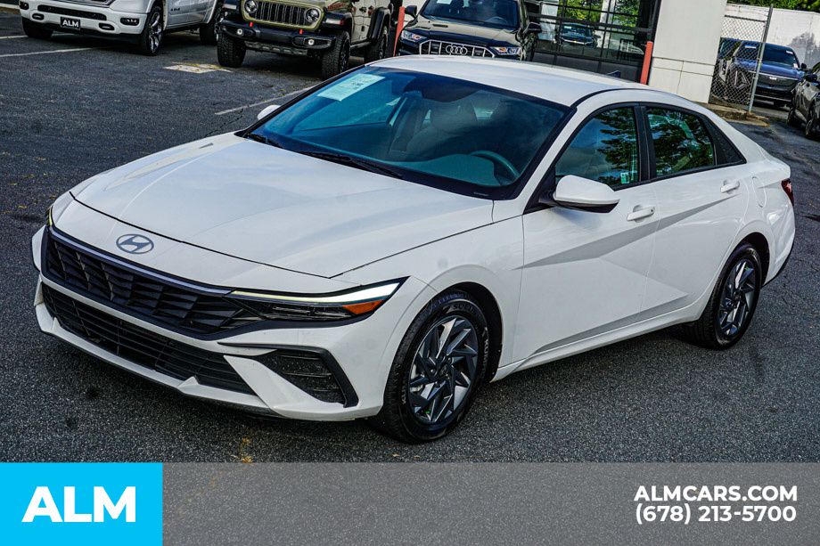 2024 Hyundai Elantra SEL - Photo 15