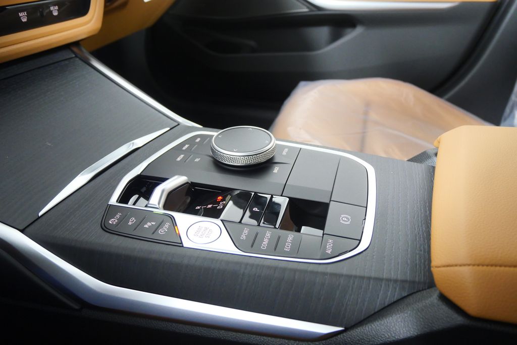 Thumbnail: 2026 BMW 3 Series - 23