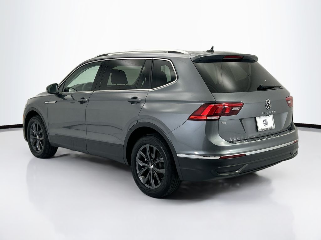 Thumbnail: 2023 Volkswagen Tiguan - 7
