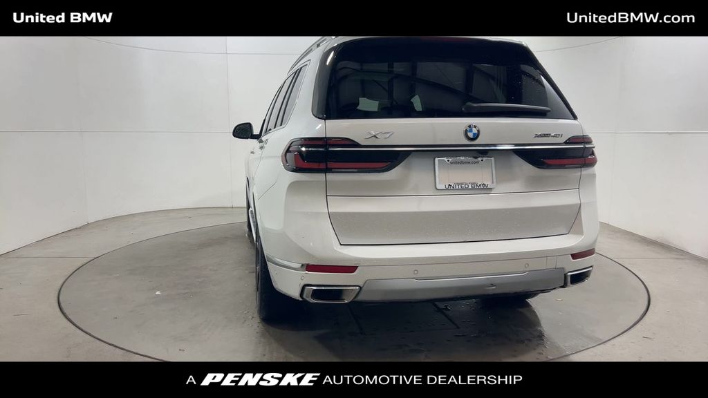 Thumbnail: 2025 BMW X7 - 7