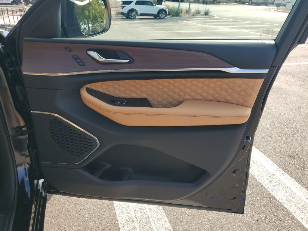 New Car 2025 Jeep Grand Cherokee L  Summit For Sale Under $70,000 In Austin, Texas