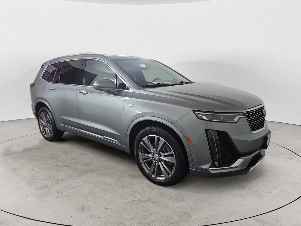 View vehicle photo 7