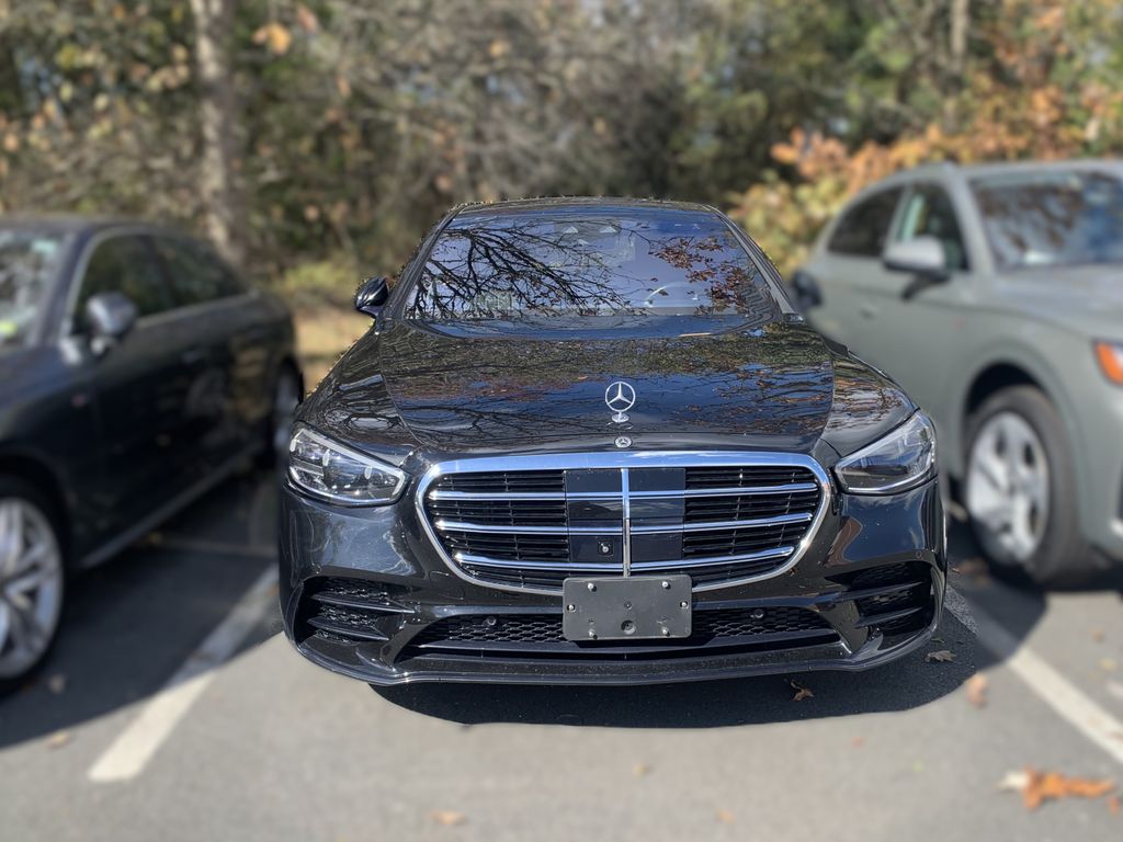 Thumbnail: 2022 Mercedes-Benz S-Class - 2