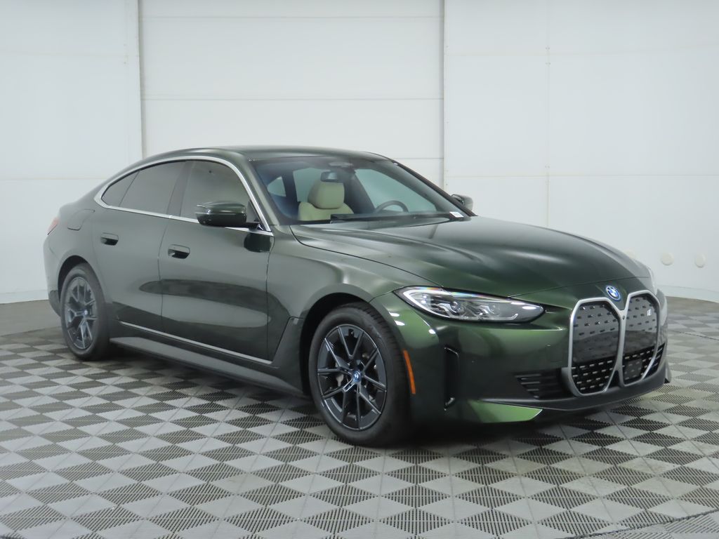 Thumbnail: 2023 BMW i4 - 3